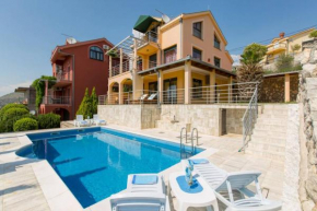 BEAUTIFUL YELLOW VILLA WITH POOL in IVANICA near DUBROVNIK